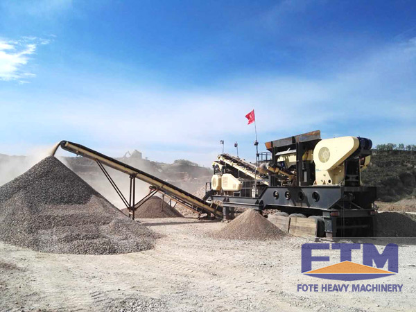 mobile crusher